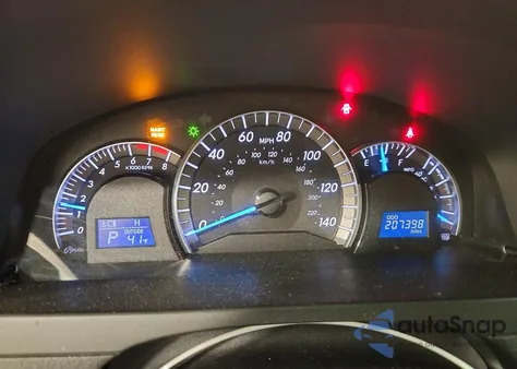 2012 Toyota Camry Base z USA, uszkodzony, nr VIN 4T1BF1FK5CU078286